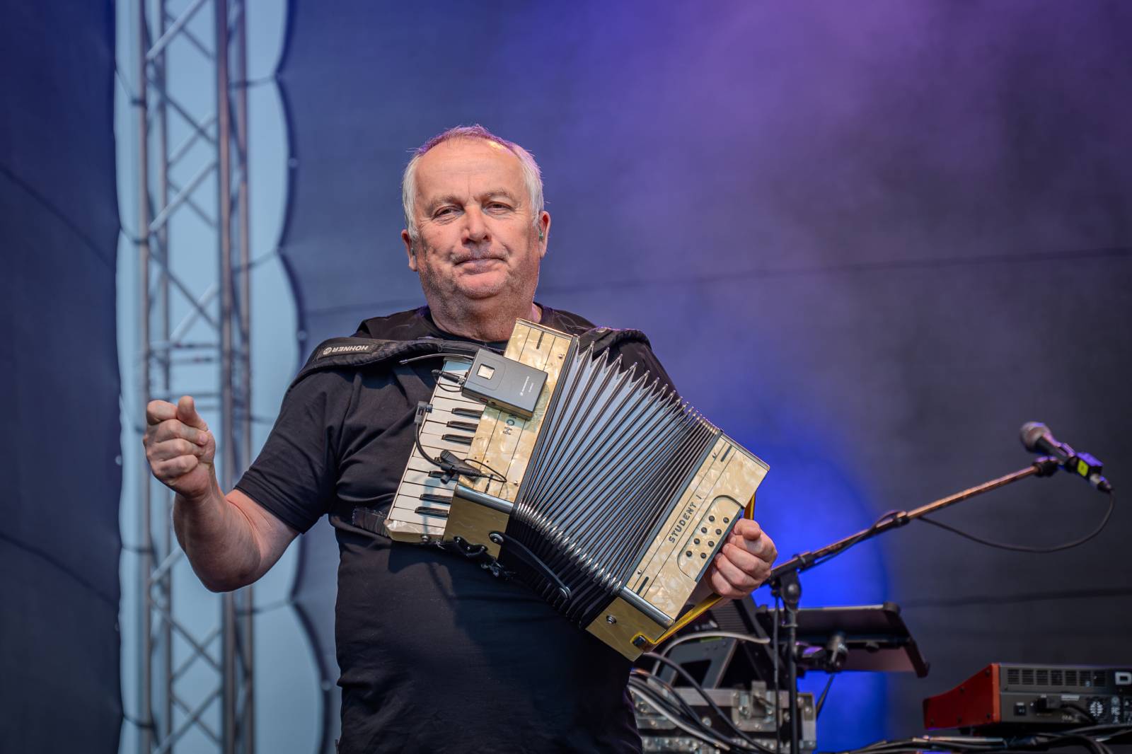 Vyprodaný Písek tleskal vestoje. Čechomor a Lenka Dusilová nadchli fanoušky
