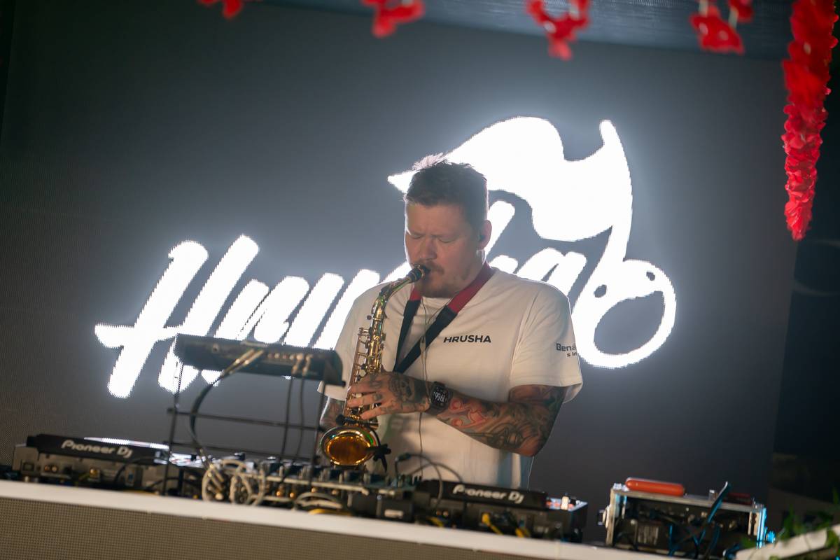 Benátskou! uzavřel Sebastian. Sofian Medjmedj pobláznil fanoušky, Lucie a Mig 21 přivezli své největší hity