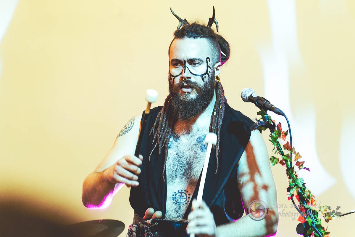 Stromovku zaplnili fanoušci Zaklínače. Deloraine předvedli ohnivou show
