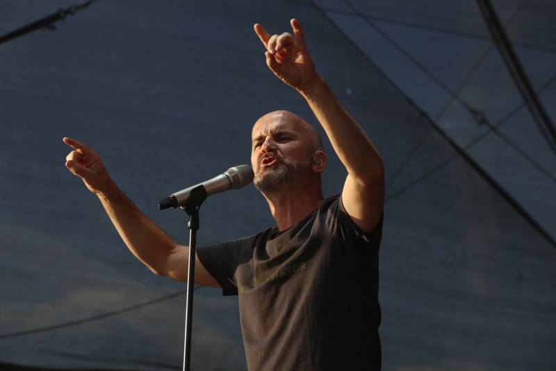 Cibula Fest, den druhý. No Name, Ewa Farna, Dymytry a závěr s Traktorem