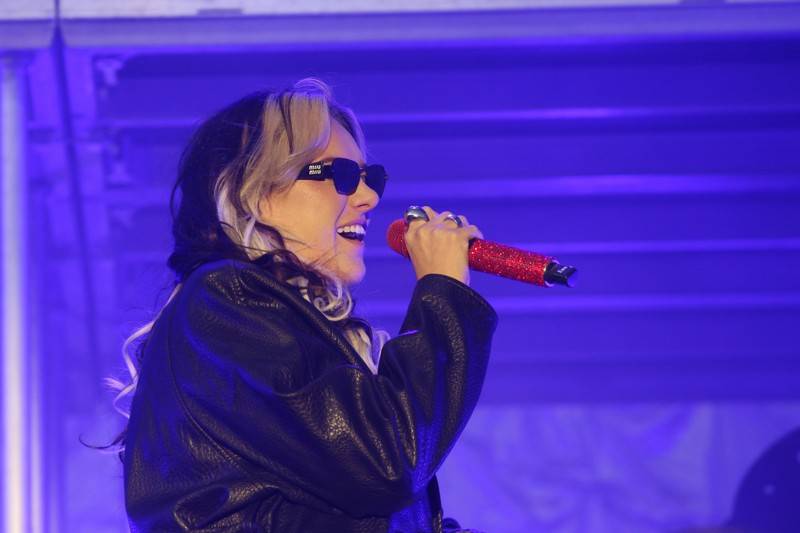 Cibula Fest, den druhý. No Name, Ewa Farna, Dymytry a závěr s Traktorem