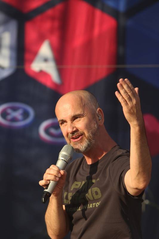 Cibula Fest, den druhý. No Name, Ewa Farna, Dymytry a závěr s Traktorem