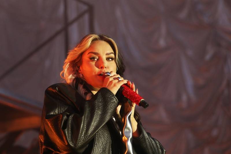 Cibula Fest, den druhý. No Name, Ewa Farna, Dymytry a závěr s Traktorem