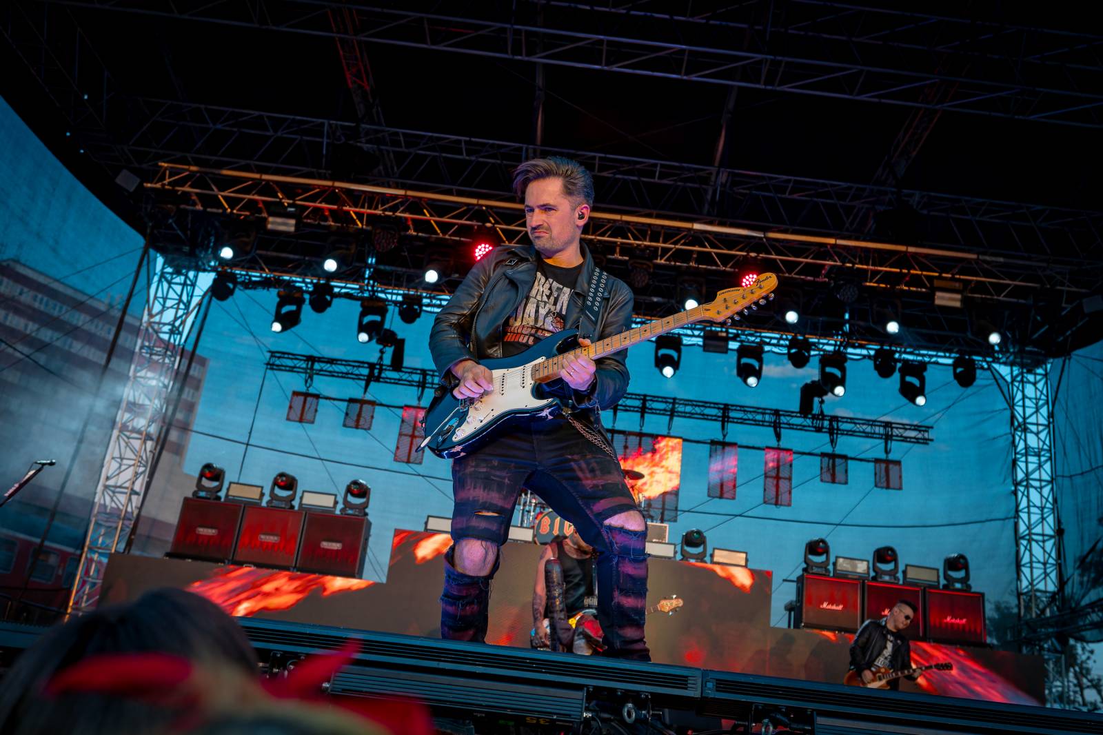Rybičky 48 rozezpívaly Holešovice. Kuba Ryba si zatančil s fanynkami a pozval všechny na jEDEN koncert