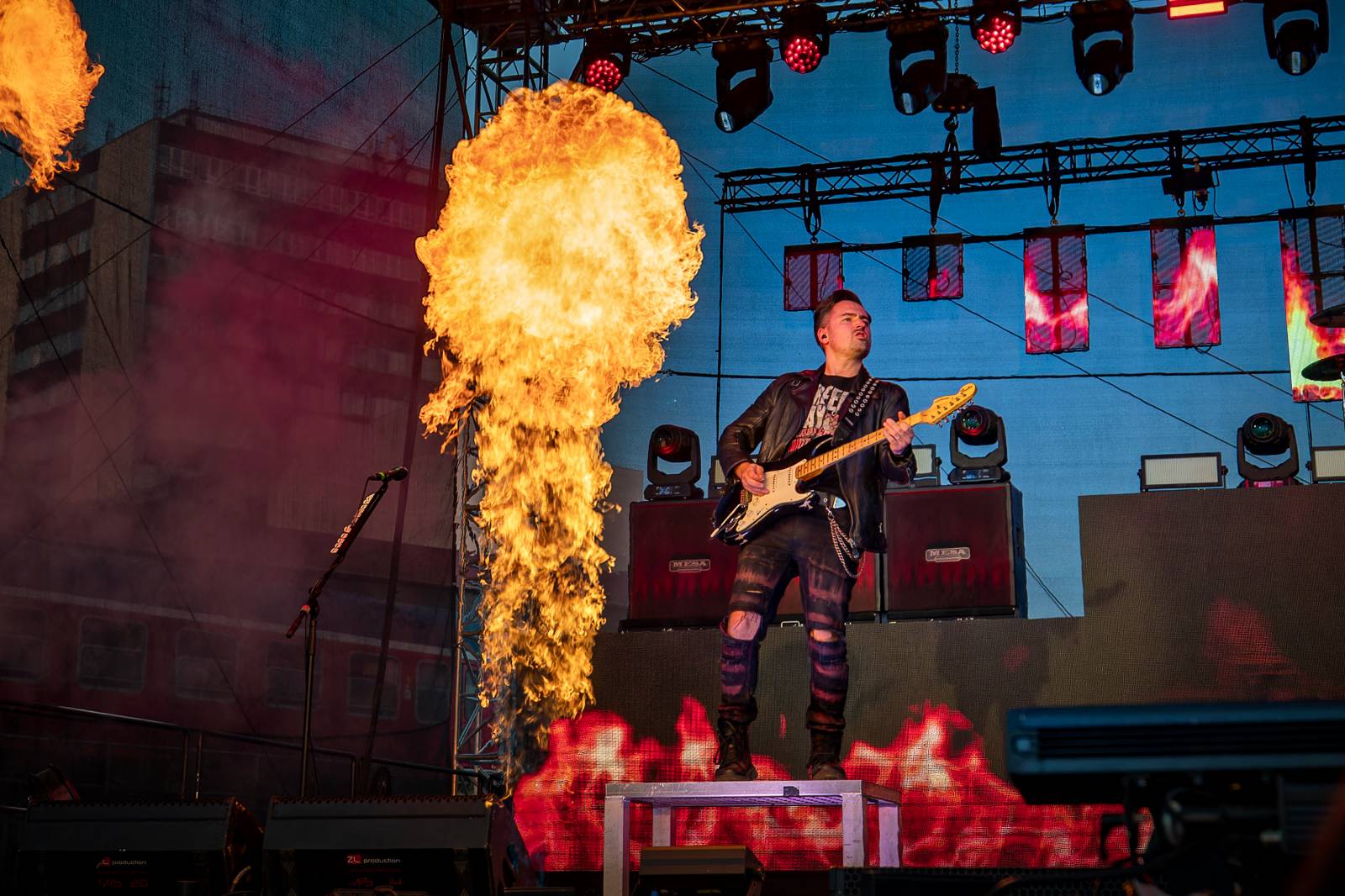 Rybičky 48 rozezpívaly Holešovice. Kuba Ryba si zatančil s fanynkami a pozval všechny na jEDEN koncert