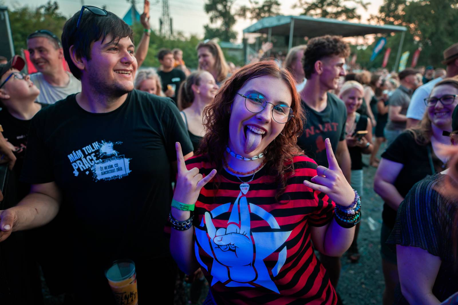 Rybičky 48 rozezpívaly Holešovice. Kuba Ryba si zatančil s fanynkami a pozval všechny na jEDEN koncert