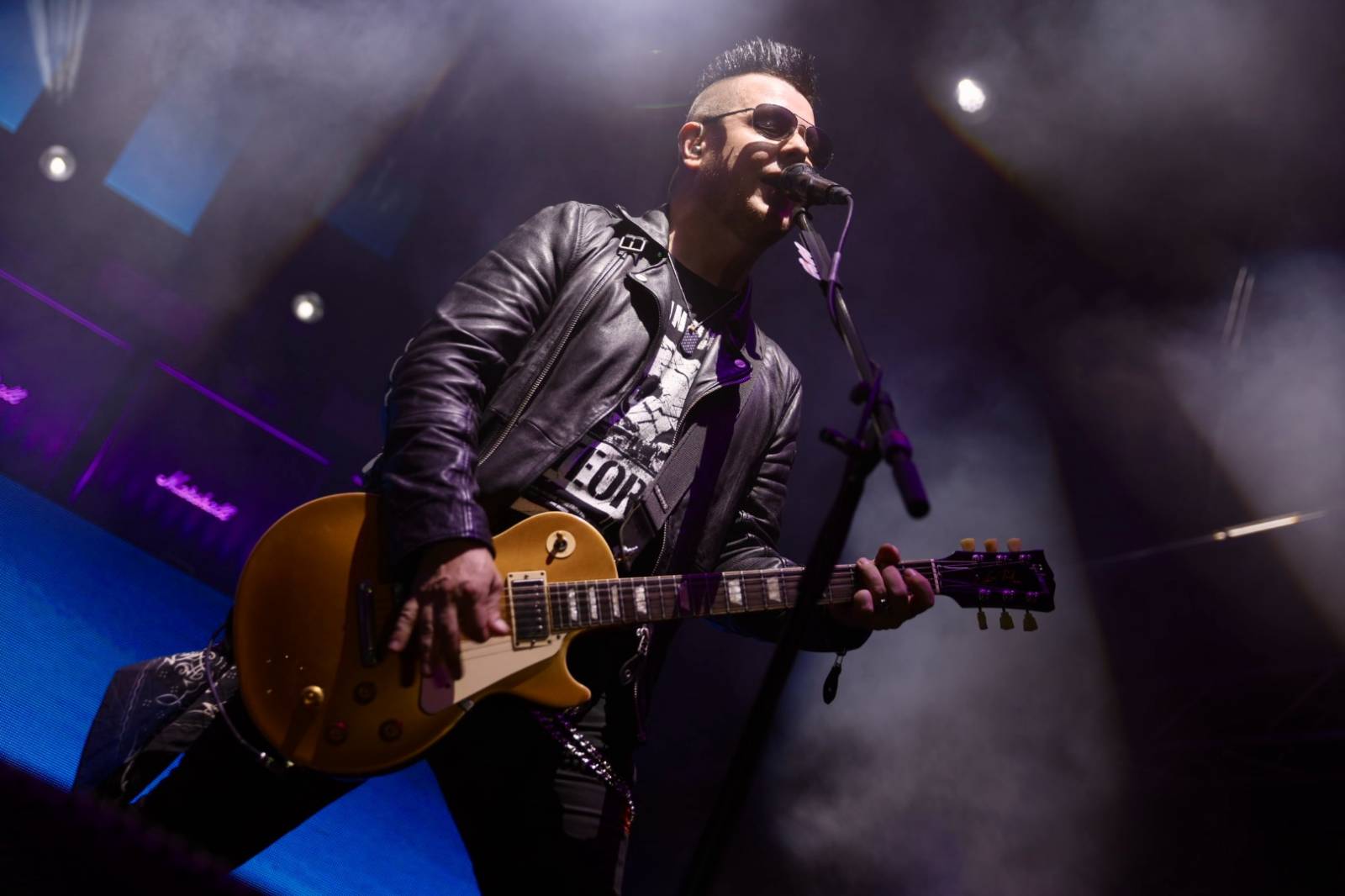 Hrady CZ poprvé v Hluboké nad Vltavou. Festival odstartoval Rytmus, závěr prvního dne obstaraly Rybičky 48