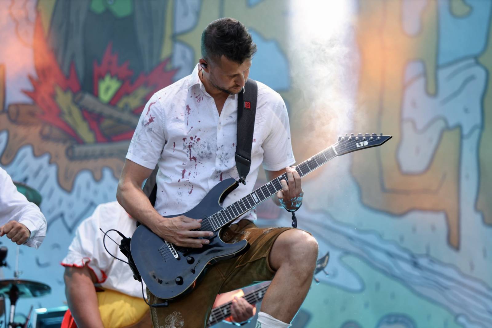Hrady CZ poprvé v Hluboké nad Vltavou. Festival odstartoval Rytmus, závěr prvního dne obstaraly Rybičky 48