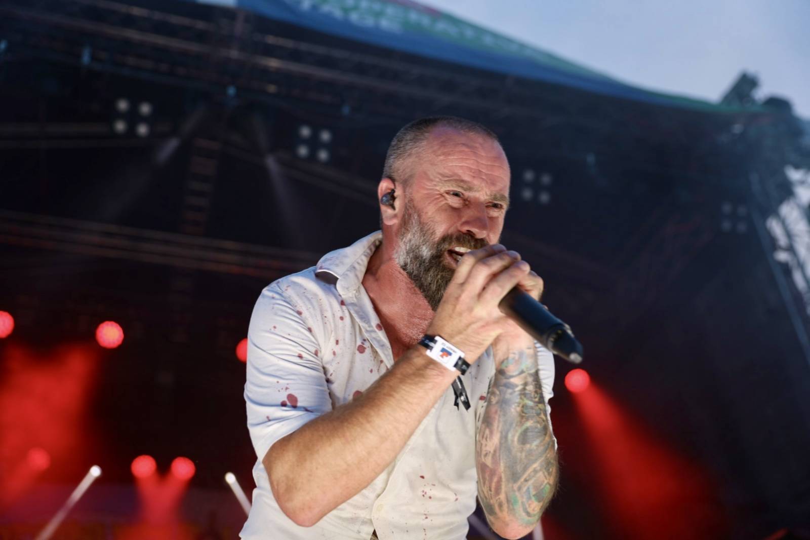 Hrady CZ poprvé v Hluboké nad Vltavou. Festival odstartoval Rytmus, závěr prvního dne obstaraly Rybičky 48