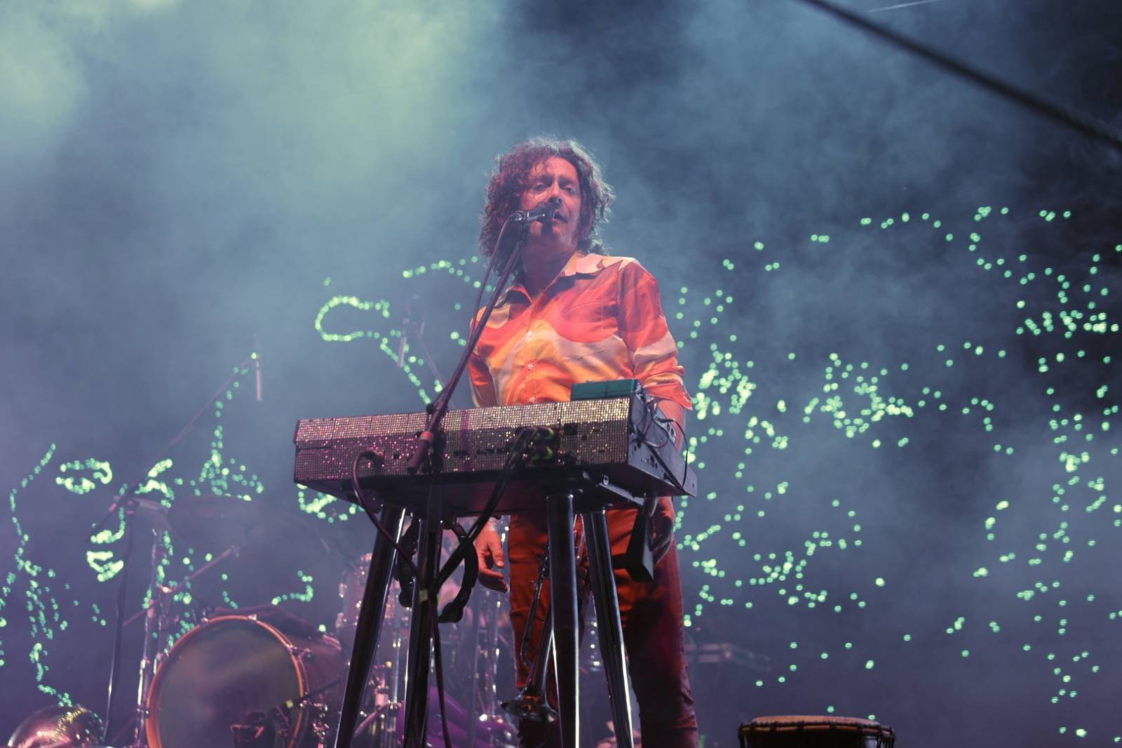 Hrady CZ poprvé v Hluboké nad Vltavou. Festival odstartoval Rytmus, závěr prvního dne obstaraly Rybičky 48