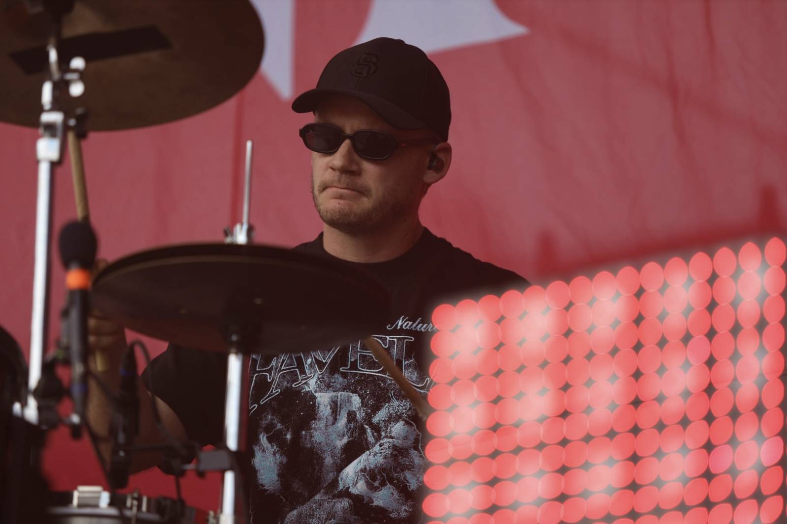 Hrady CZ v Hluboké nad Vltavou: Hvězdou večera byl Daniel Landa, dorazili Harlej, Mirai, Lenny i Krucipüsk