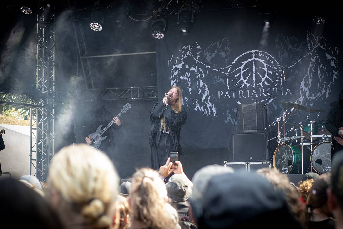 Brutal Assault odstartoval zostra. Warm-up party ovládli Patriarcha, Morax nebo Filth