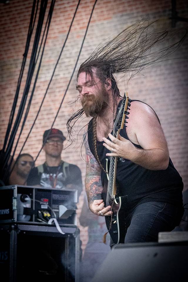 Brutal Assault, den první: Zářili Fit For An Autopsy, Amenra nebo Batushka, Guilt Trip se pokusili o největší circle pit v historii pevnosti
