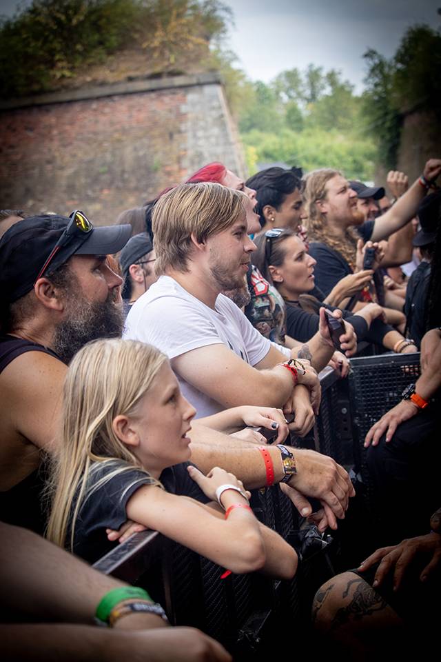 Jste na Brutal Assault? Najděte se v našem fotoreportu