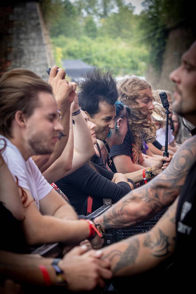 Jste na Brutal Assault? Najděte se v našem fotoreportu