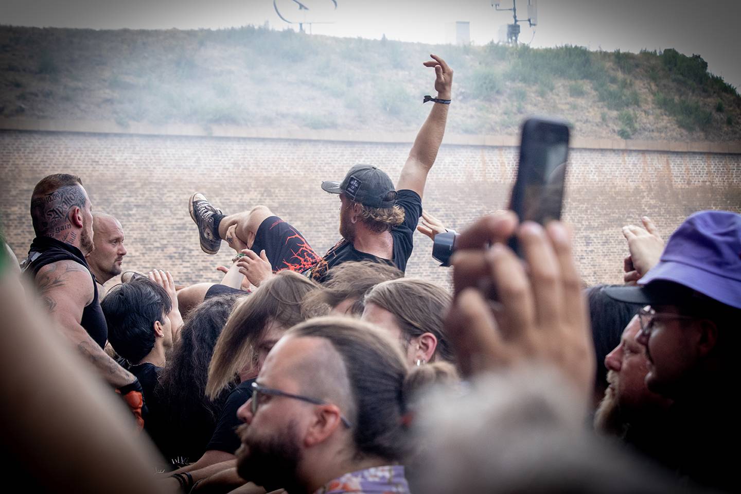 Jste na Brutal Assault? Najděte se v našem fotoreportu