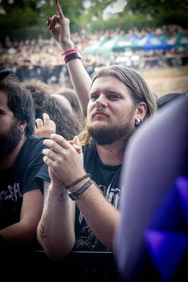 Jste na Brutal Assault? Najděte se v našem fotoreportu