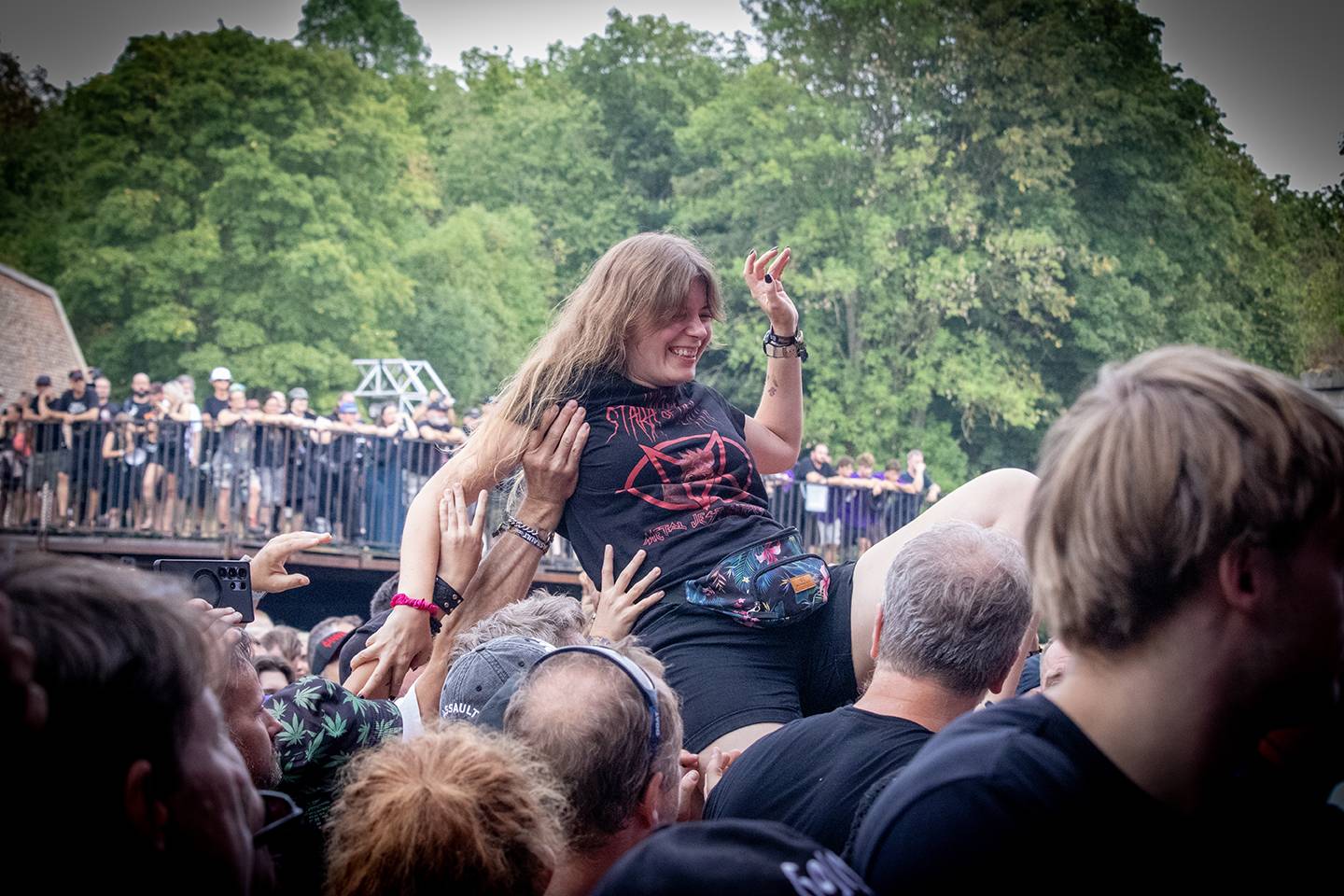Jste na Brutal Assault? Najděte se v našem fotoreportu