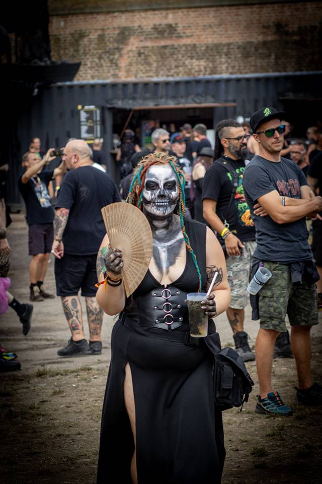 Jste na Brutal Assault? Najděte se v našem fotoreportu