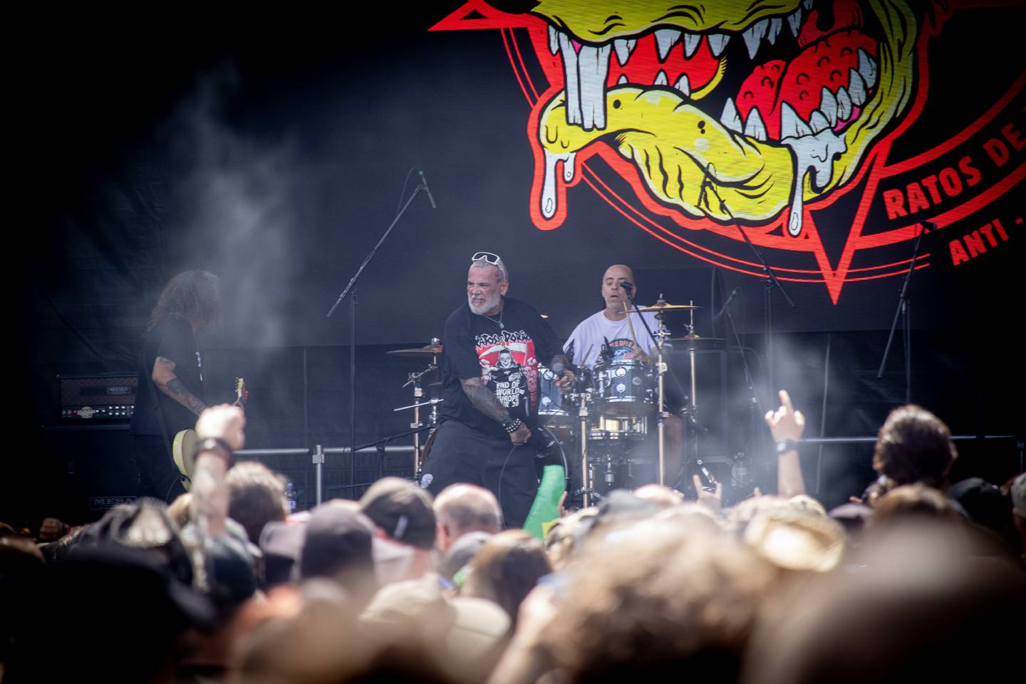 Brutal Assault, den třetí: Žánrové hranice zbourali Primus, severskou atmosféru přivezli Eivør a bavili i Misþyrming s Nergalem