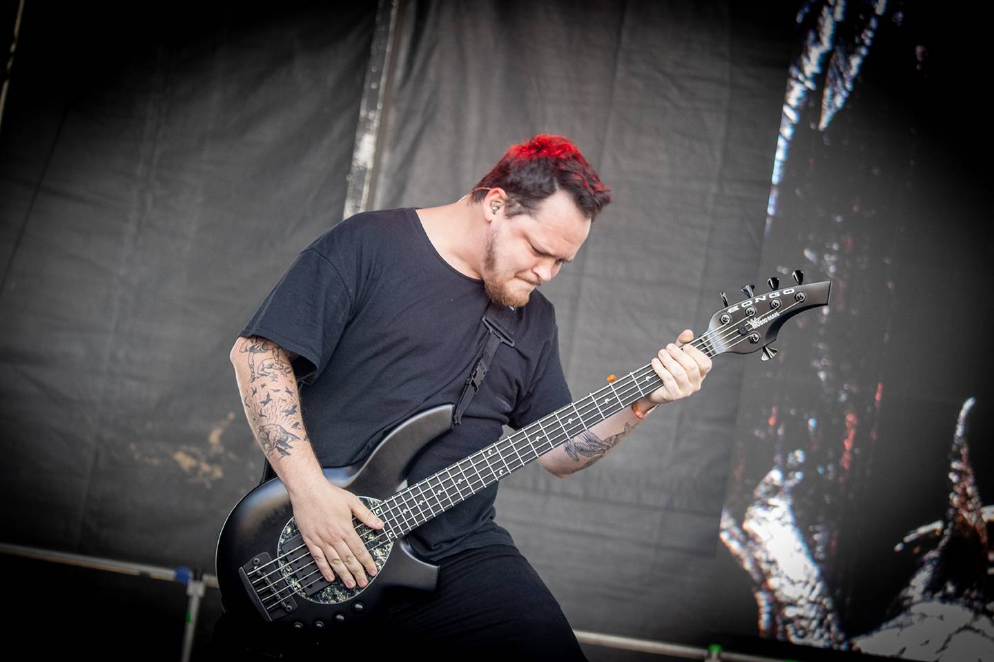 Brutal Assault, den třetí: Žánrové hranice zbourali Primus, severskou atmosféru přivezli Eivør a bavili i Misþyrming s Nergalem