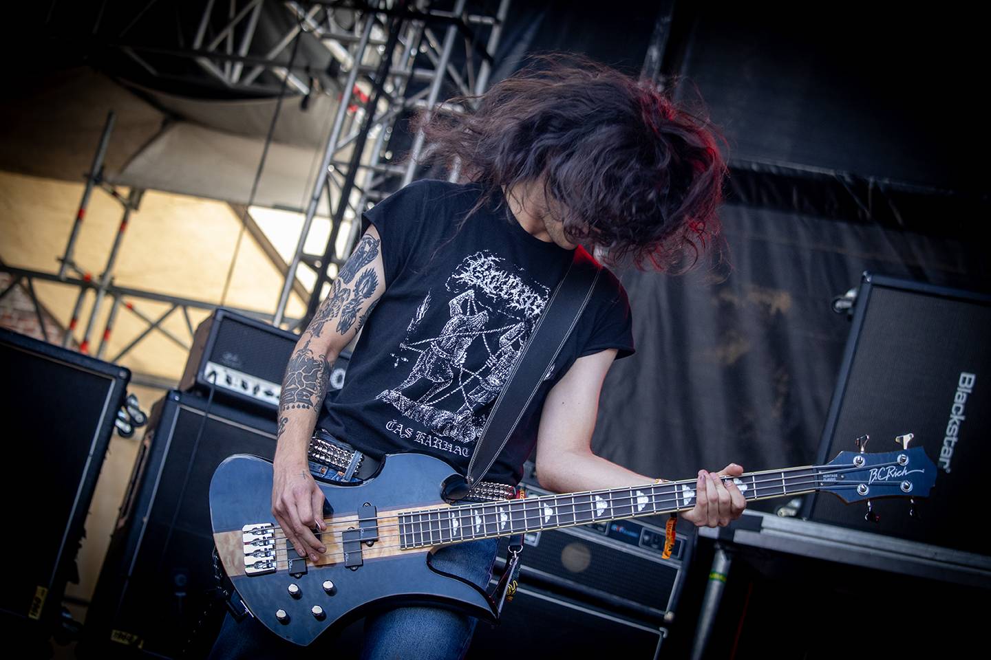 Brutal Assault, den třetí: Žánrové hranice zbourali Primus, severskou atmosféru přivezli Eivør a bavili i Misþyrming s Nergalem
