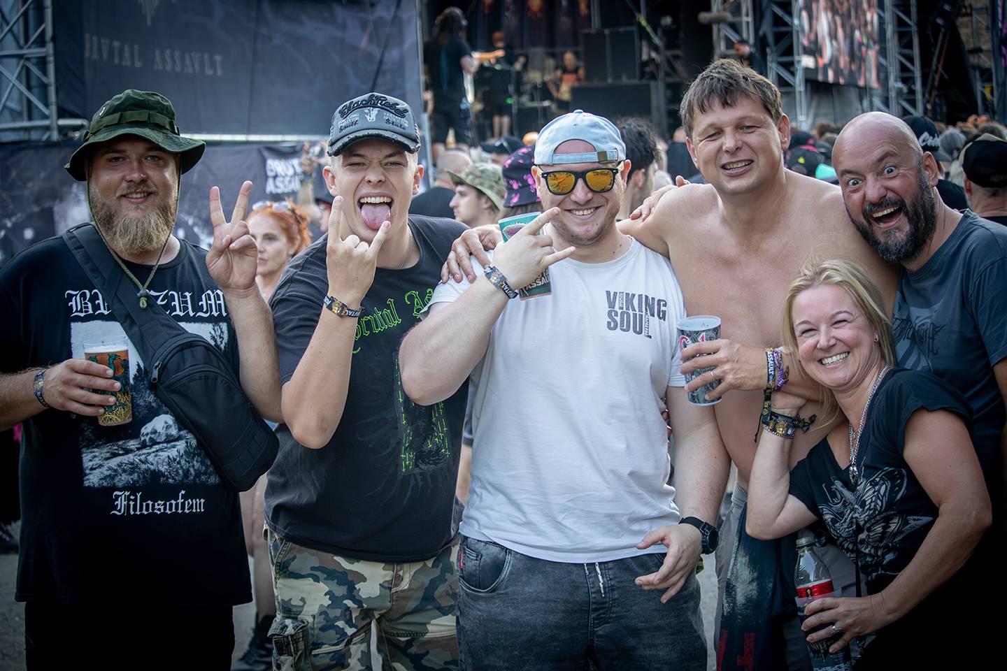 Brutal Assault, den třetí: Žánrové hranice zbourali Primus, severskou atmosféru přivezli Eivør a bavili i Misþyrming s Nergalem