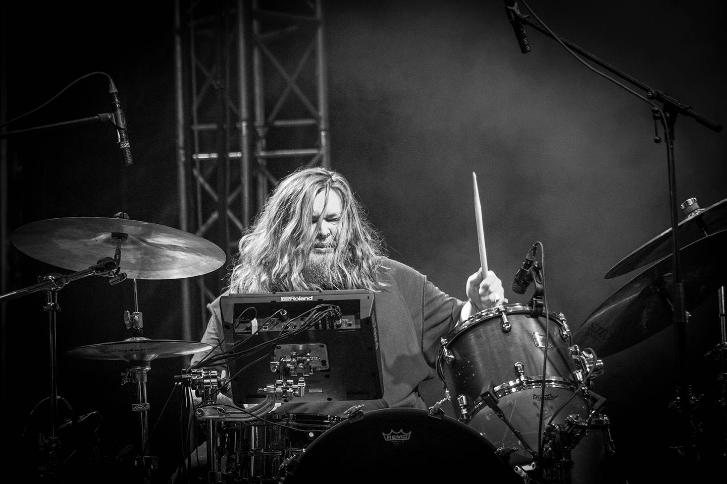 Brutal Assault, den třetí: Žánrové hranice zbourali Primus, severskou atmosféru přivezli Eivør a bavili i Misþyrming s Nergalem