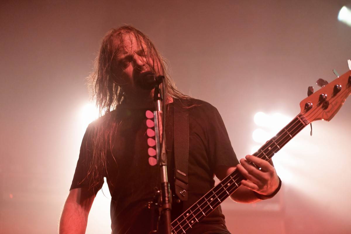 Airbourne rozpálili pražskou Archu svou energií, předskakovaly jim holky z The Agony