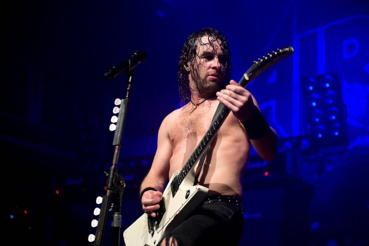 Airbourne rozpálili pražskou Archu svou energií, předskakovaly jim holky z The Agony