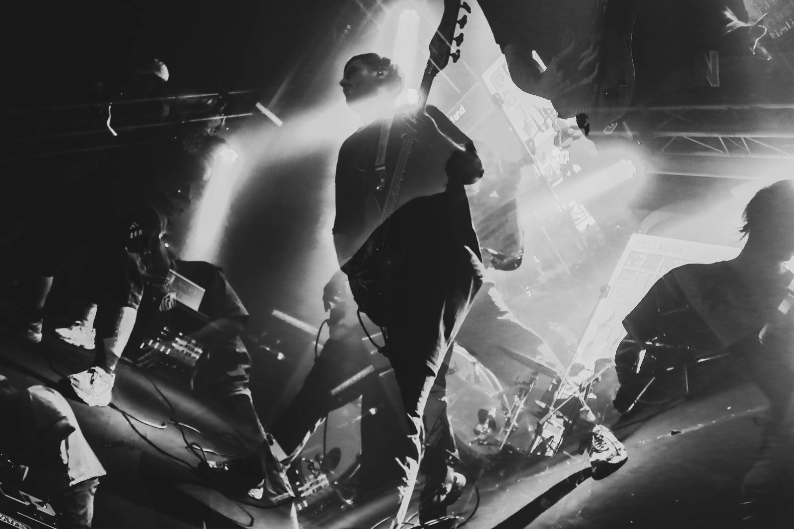 Australští SPEED v Praze: stagedives, moshpity a DIY hardcore