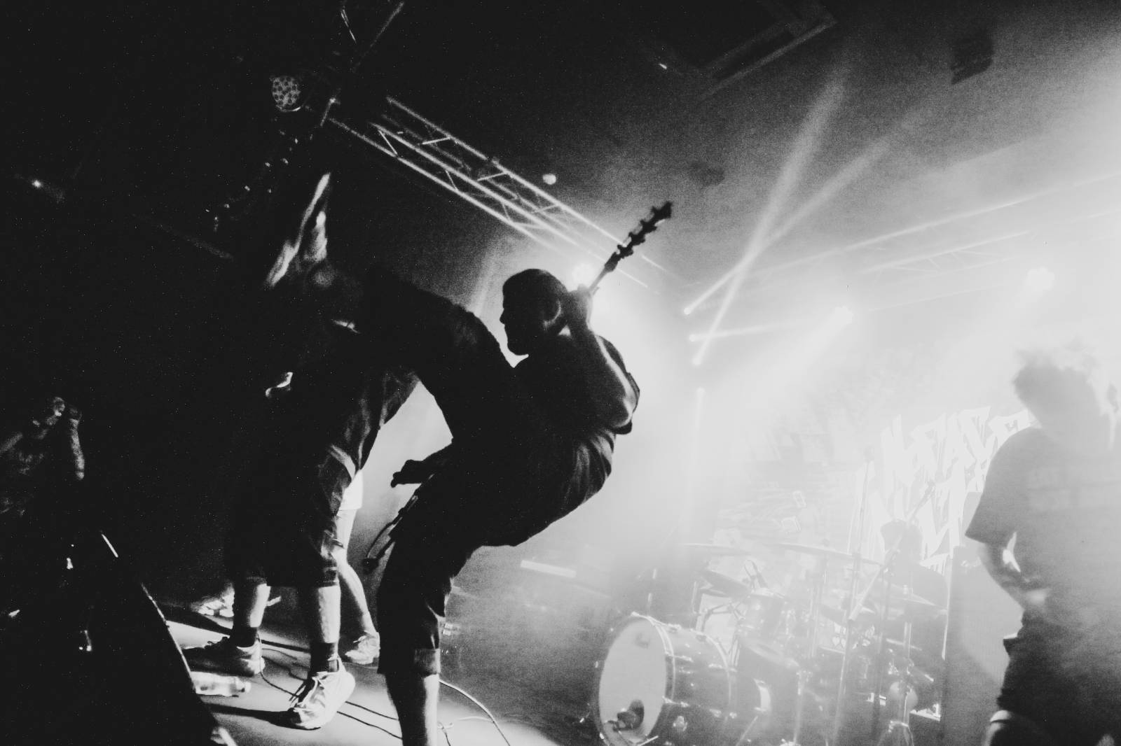 Australští SPEED v Praze: stagedives, moshpity a DIY hardcore