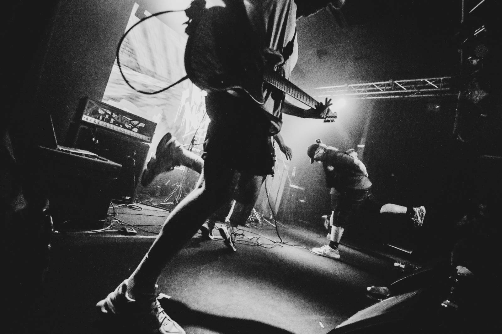 Australští SPEED v Praze: stagedives, moshpity a DIY hardcore