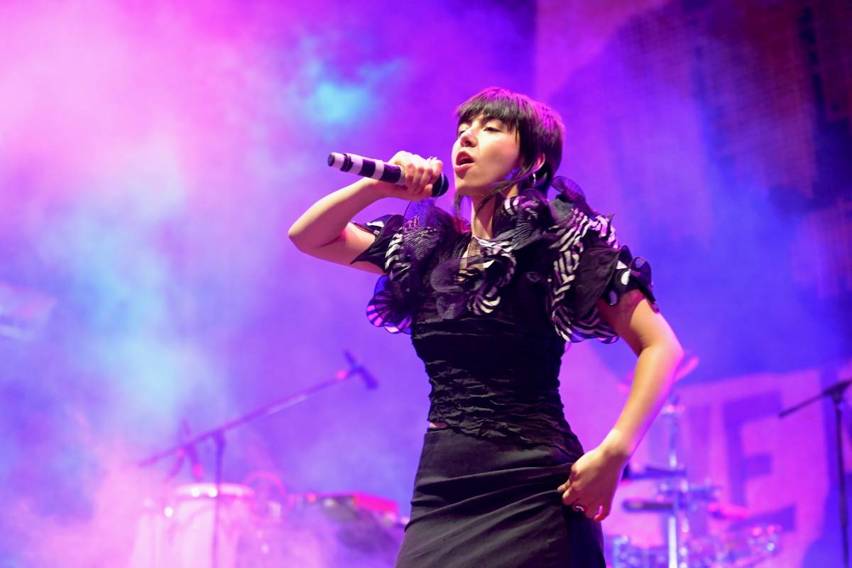 Druhý den na Českém Woodstocku ovládli nezkrotní Gogol Bordello. Areál rozebrali na součástky