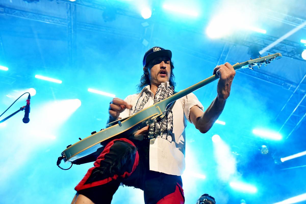 Druhý den na Českém Woodstocku ovládli nezkrotní Gogol Bordello. Areál rozebrali na součástky