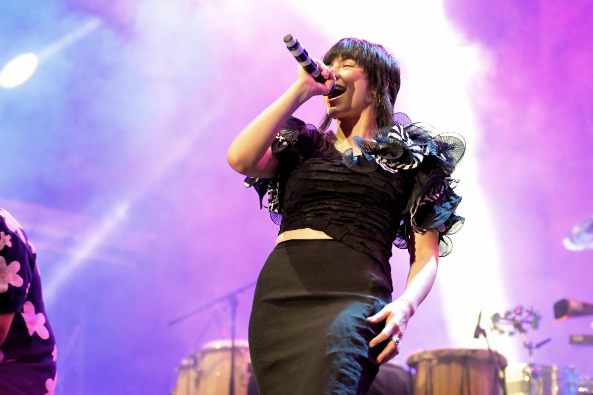 Druhý den na Českém Woodstocku ovládli nezkrotní Gogol Bordello. Areál rozebrali na součástky