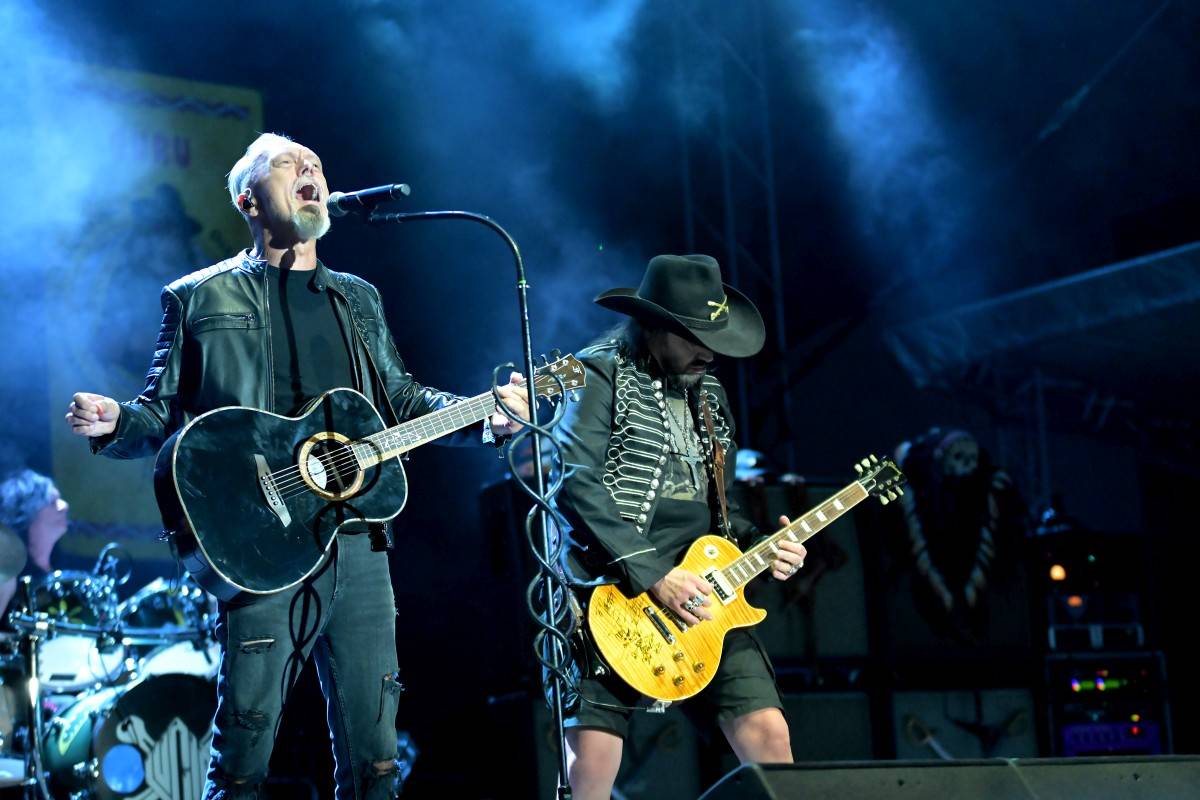 TrutnOFF, den třetí: The Wailers, Monkey Business i Lucie ovládli areál Na Bojišti. Kodymova kytara skončila v publiku