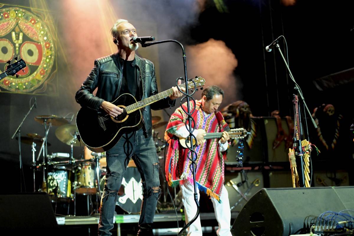 TrutnOFF, den třetí: The Wailers, Monkey Business i Lucie ovládli areál Na Bojišti. Kodymova kytara skončila v publiku