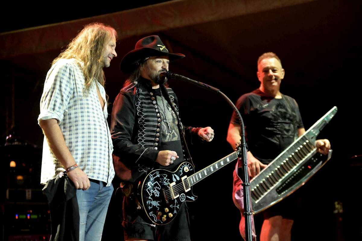 TrutnOFF, den třetí: The Wailers, Monkey Business i Lucie ovládli areál Na Bojišti. Kodymova kytara skončila v publiku