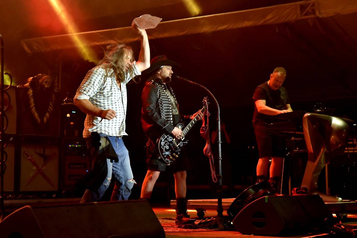 TrutnOFF, den třetí: The Wailers, Monkey Business i Lucie ovládli areál Na Bojišti. Kodymova kytara skončila v publiku