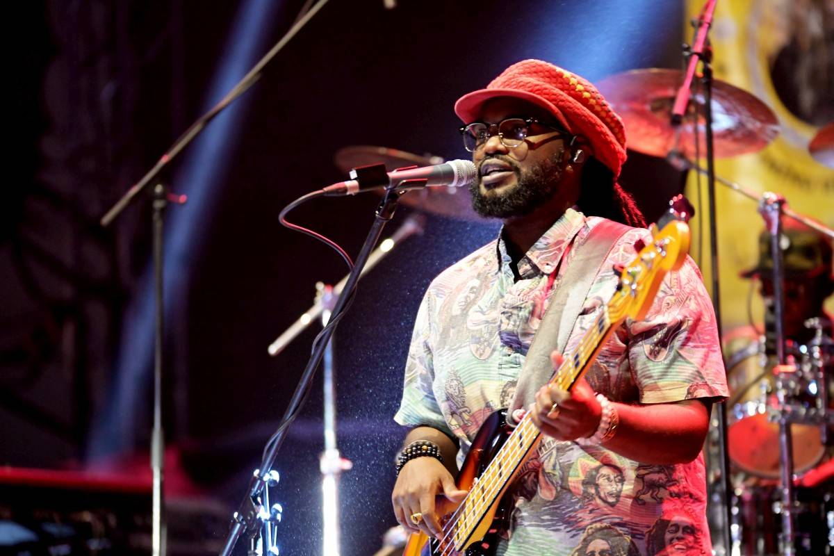 TrutnOFF, den třetí: The Wailers, Monkey Business i Lucie ovládli areál Na Bojišti. Kodymova kytara skončila v publiku