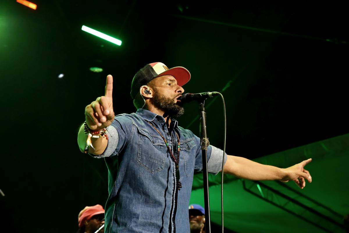 TrutnOFF, den třetí: The Wailers, Monkey Business i Lucie ovládli areál Na Bojišti. Kodymova kytara skončila v publiku