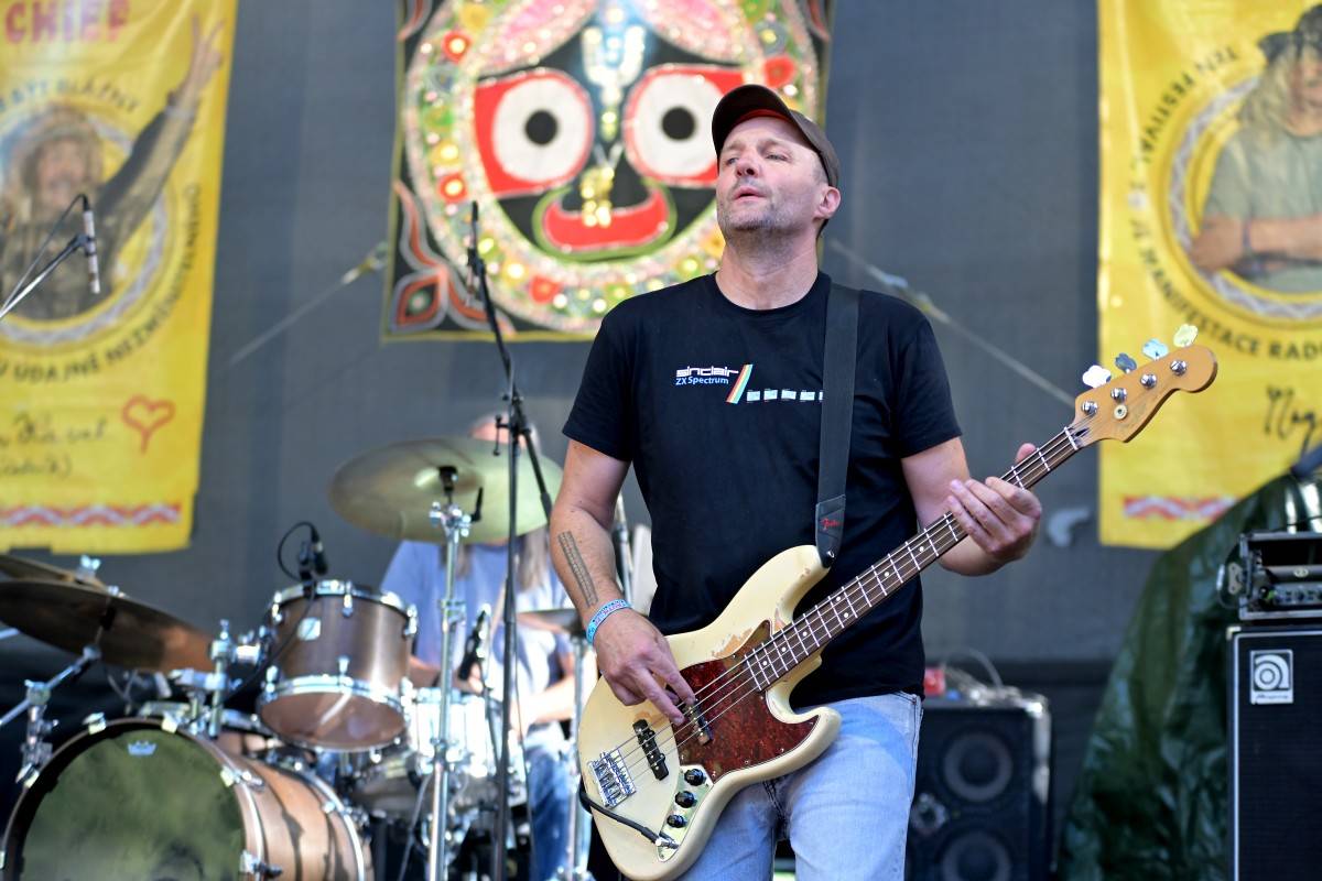 TrutnOFF, den třetí: The Wailers, Monkey Business i Lucie ovládli areál Na Bojišti. Kodymova kytara skončila v publiku