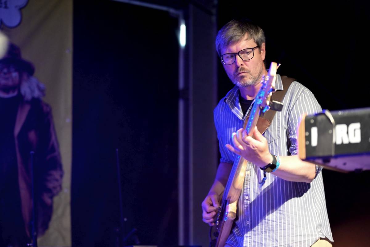 TrutnOFF, den třetí: The Wailers, Monkey Business i Lucie ovládli areál Na Bojišti. Kodymova kytara skončila v publiku