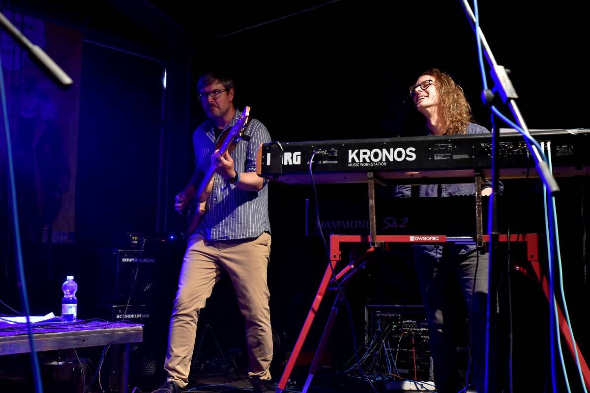 TrutnOFF, den třetí: The Wailers, Monkey Business i Lucie ovládli areál Na Bojišti. Kodymova kytara skončila v publiku