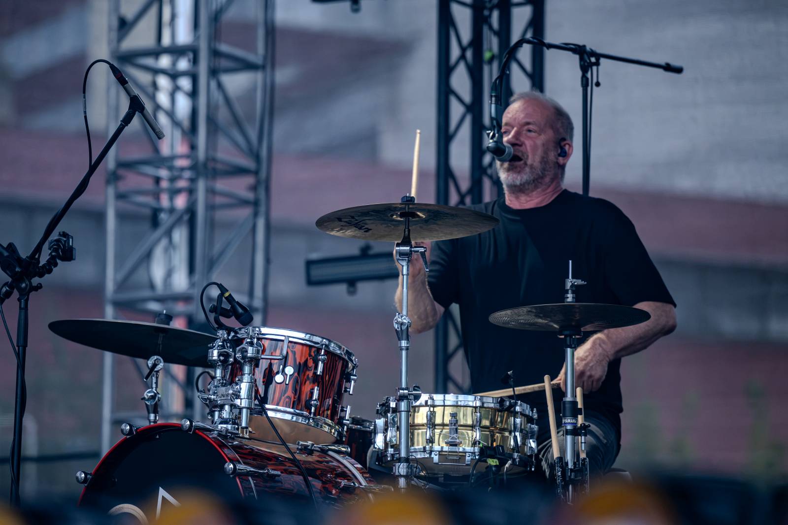 David Koller bavil publikum v pražském Areálu 7. Na Prague Open Air oslavil Kollerband dvacet let na scéně