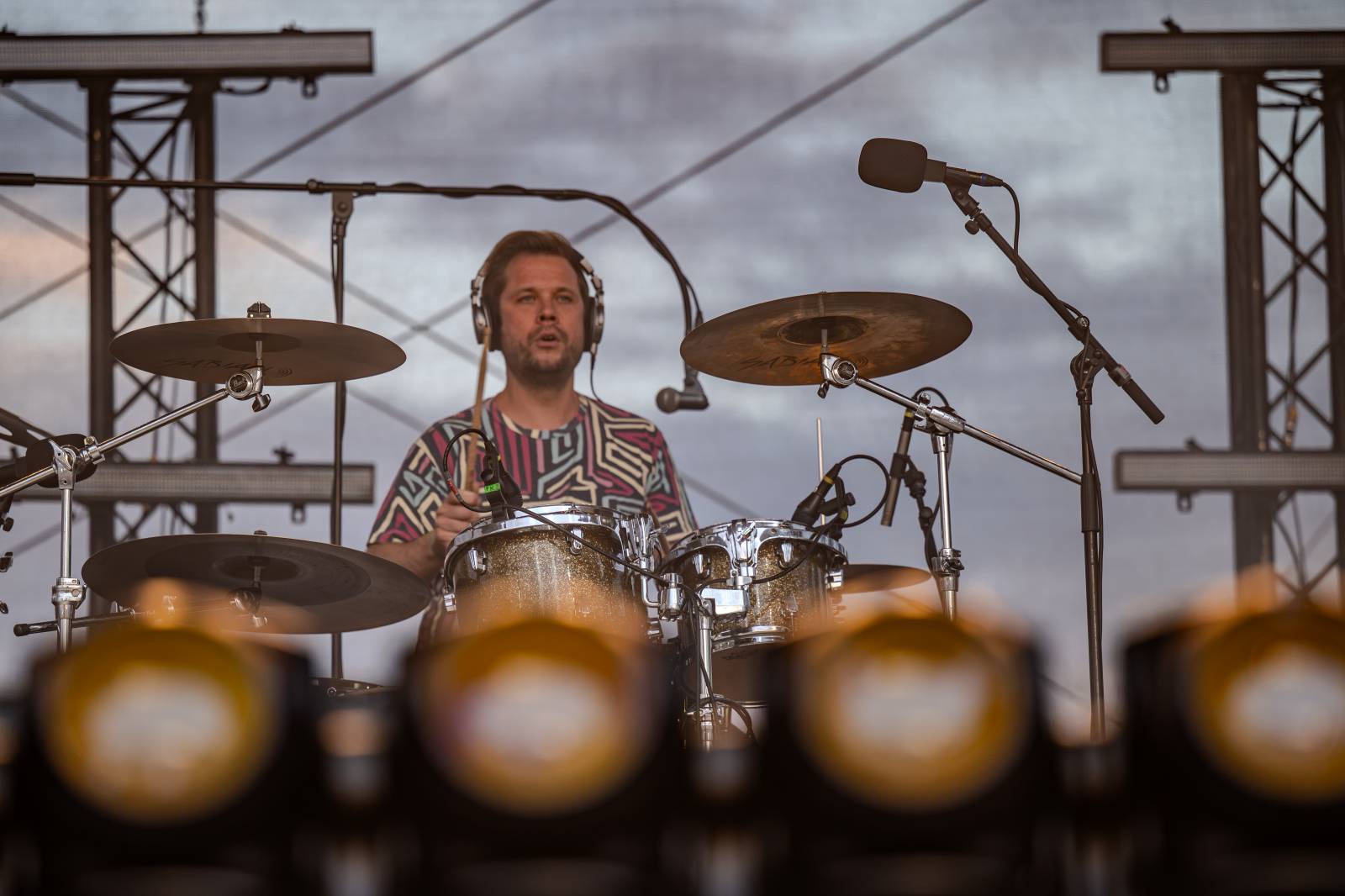David Koller bavil publikum v pražském Areálu 7. Na Prague Open Air oslavil Kollerband dvacet let na scéně