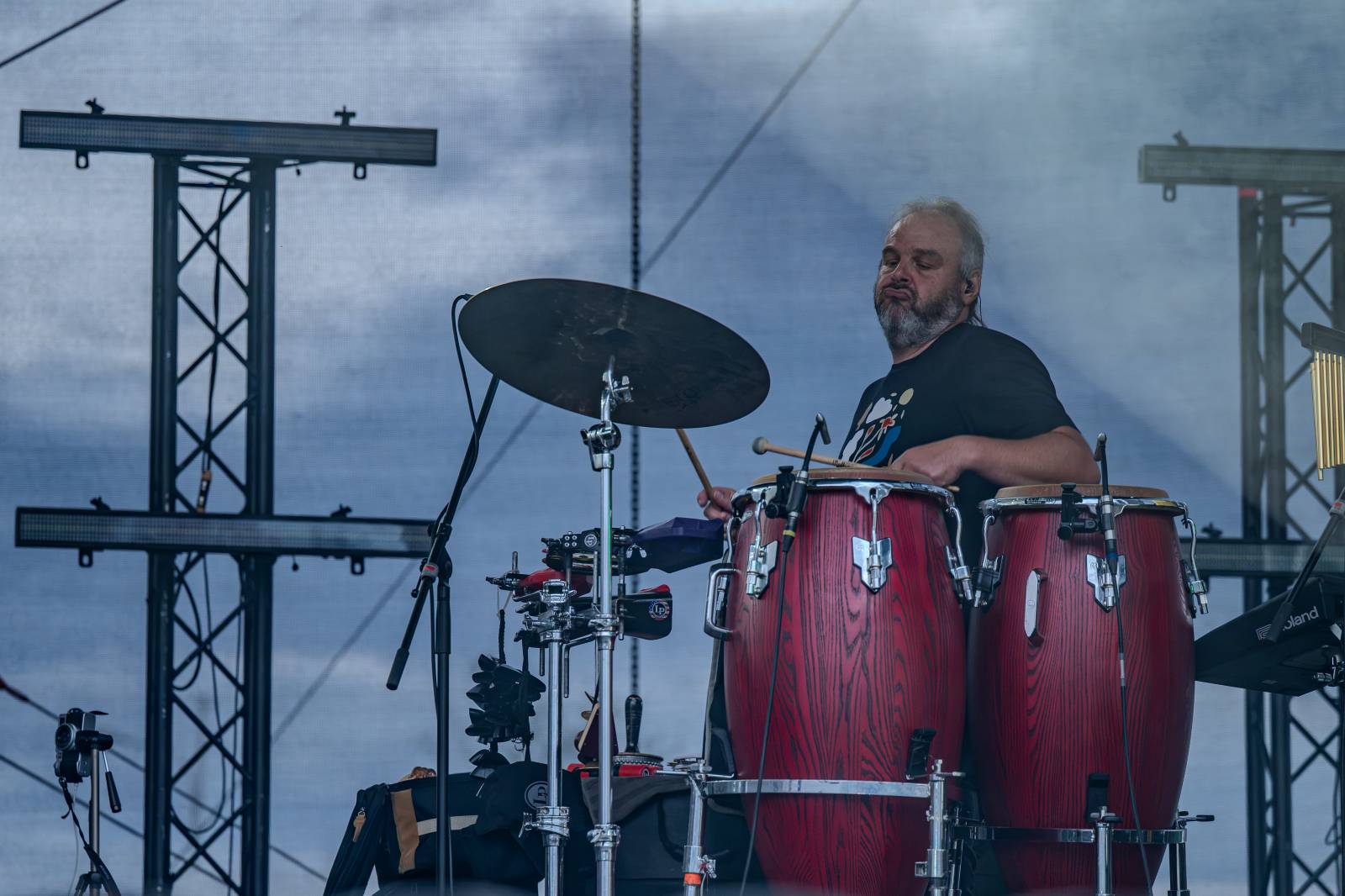 David Koller bavil publikum v pražském Areálu 7. Na Prague Open Air oslavil Kollerband dvacet let na scéně