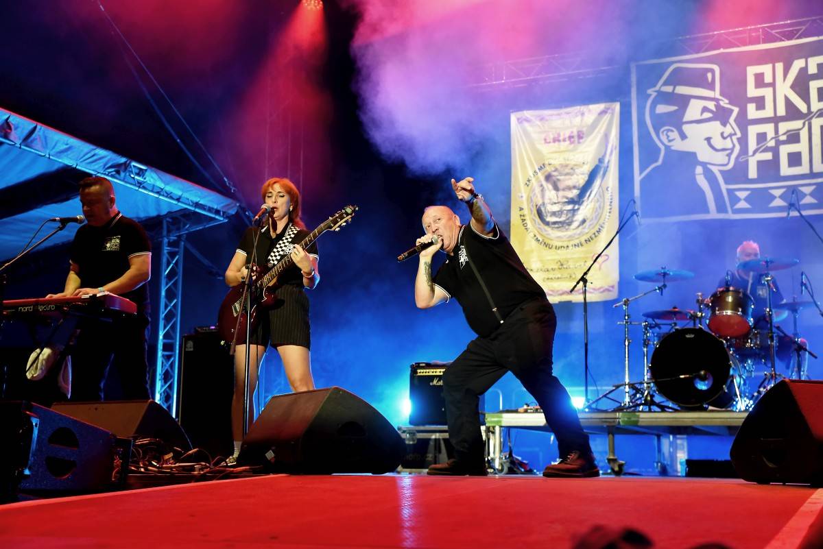 Festival TrutnOFF uzavřeli Znouzectnost, The Beatles Revival, Hally Belly či francouzští Skarface