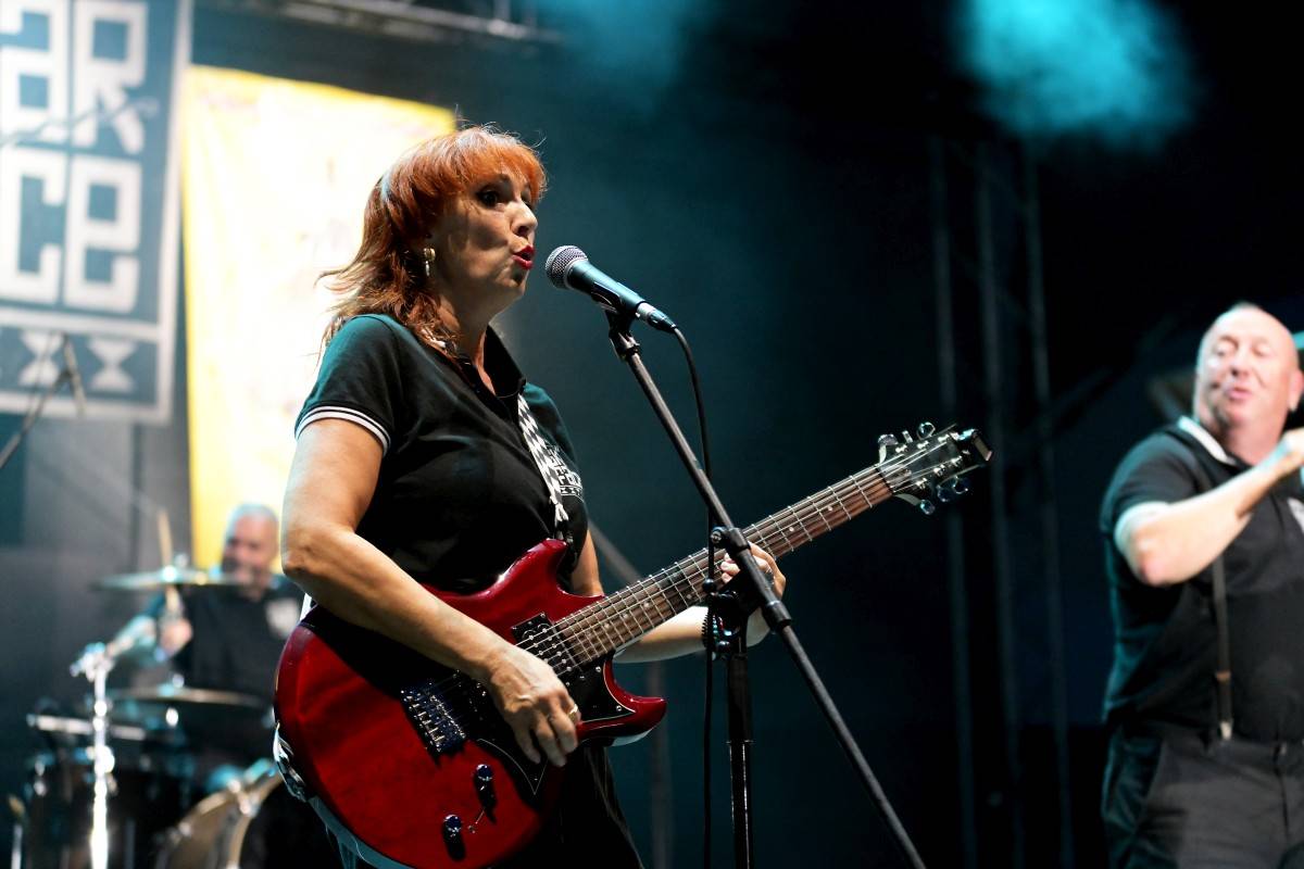 Festival TrutnOFF uzavřeli Znouzectnost, The Beatles Revival, Hally Belly či francouzští Skarface